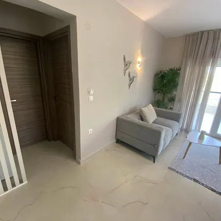 Amphis House